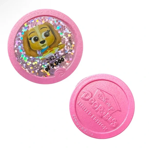 Disney Doorables Series 8: Lady (Limited Edition) Chaser with coin - Picture 3 of 3